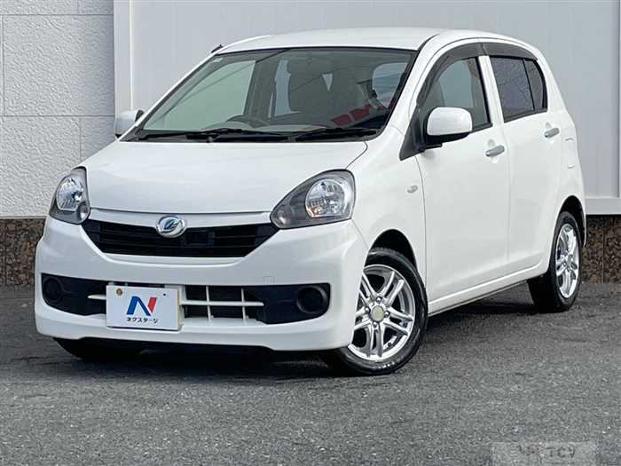 2016 Daihatsu Mira Es