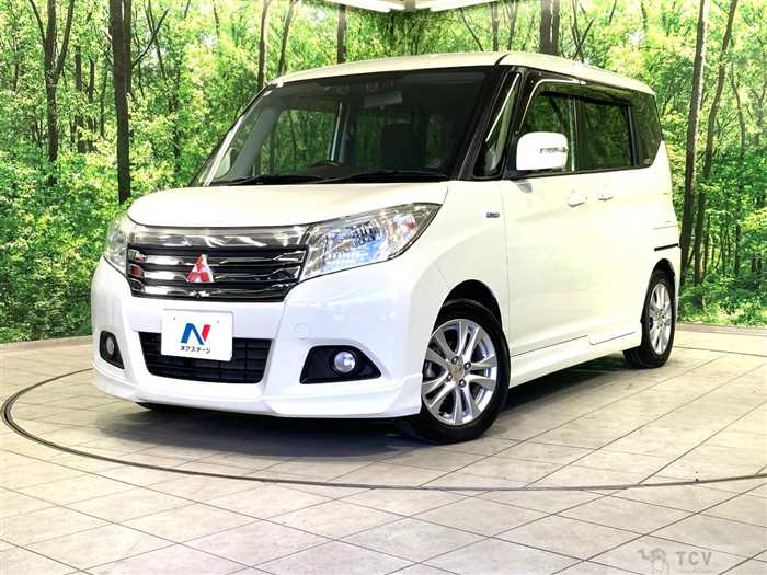 2017 Mitsubishi Delica D2