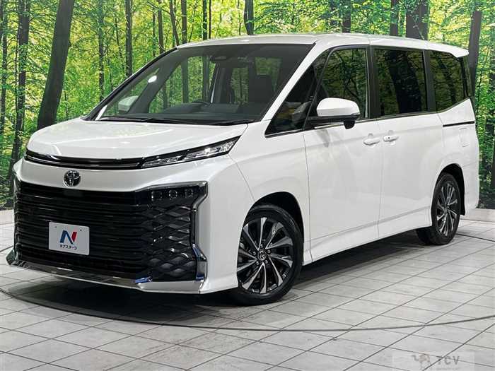 2025 Toyota Voxy