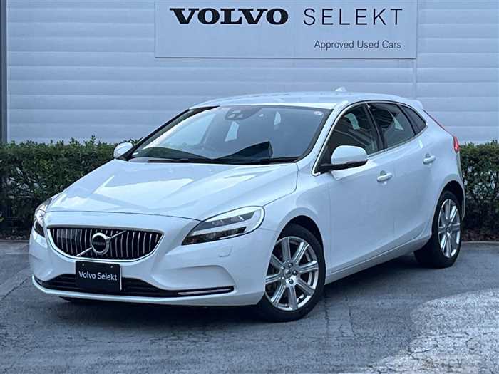 2018 Volvo V40