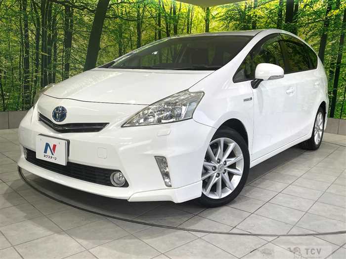 2012 Toyota PRIUS α