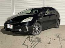 2013 Toyota PRIUS α