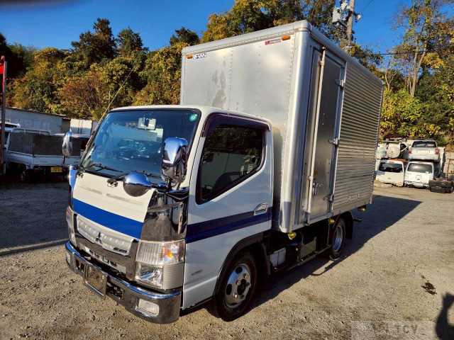 2017 Mitsubishi Canter