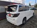 2014 Toyota Vellfire