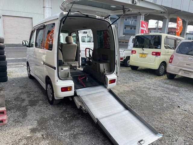 2013 Daihatsu Atrai Wagon