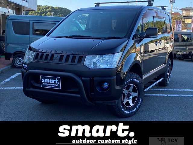 2008 Mitsubishi Delica D5