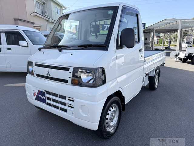 2010 Mitsubishi Minicab Truck