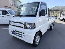 2010 Mitsubishi Minicab Truck