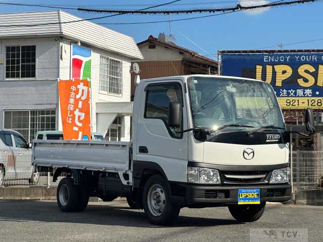2006 Mazda Titan Dash