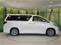 2013 Toyota Alphard