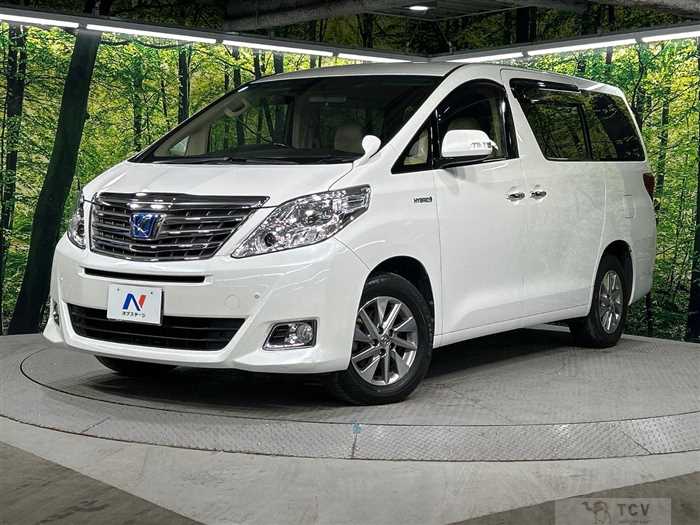 2013 Toyota Alphard Hybrid