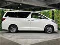 2013 Toyota Alphard Hybrid