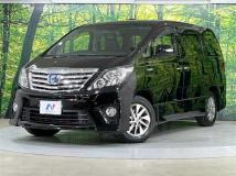 2013 Toyota Alphard Hybrid