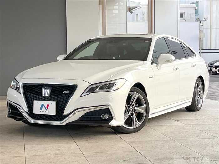 2018 Toyota Crown Hybrid