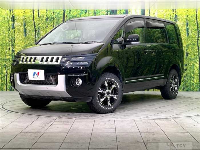 2014 Mitsubishi Delica D5