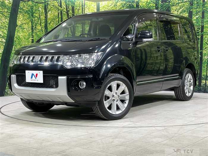 2014 Mitsubishi Delica D5