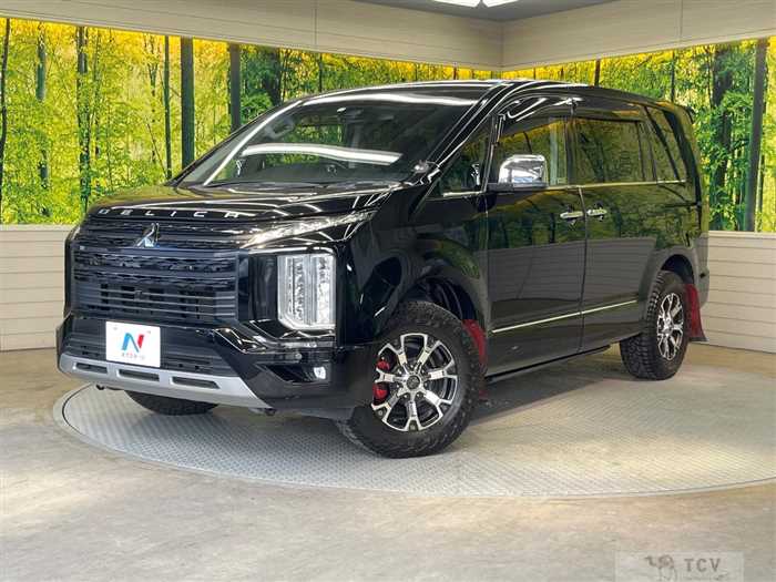 2019 Mitsubishi Delica D5