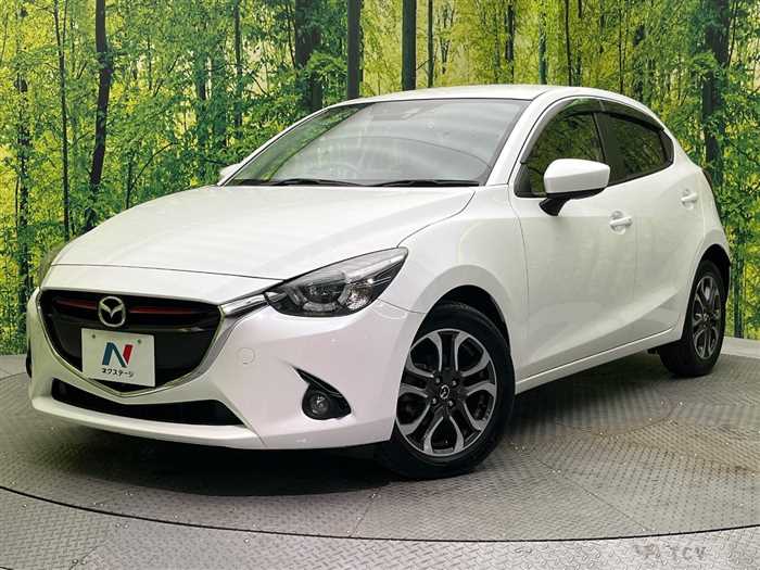 2016 Mazda Demio
