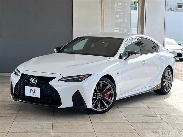 2020 Lexus IS