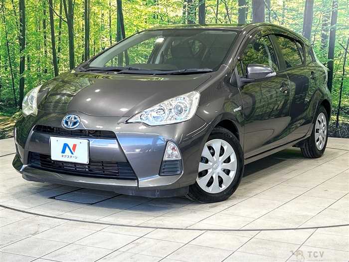 2013 Toyota AQUA