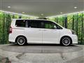 2012 Toyota Noah