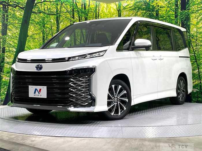 2022 Toyota Voxy