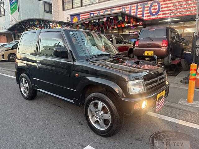 2006 Mitsubishi Pajero Mini