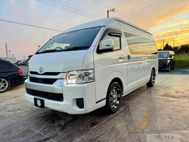2023 Toyota Hiace Commuter