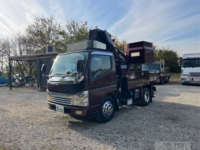 2003 Mitsubishi Canter