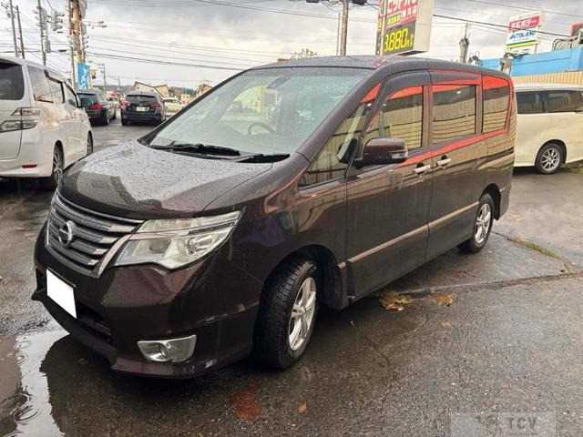 2015 Nissan Serena