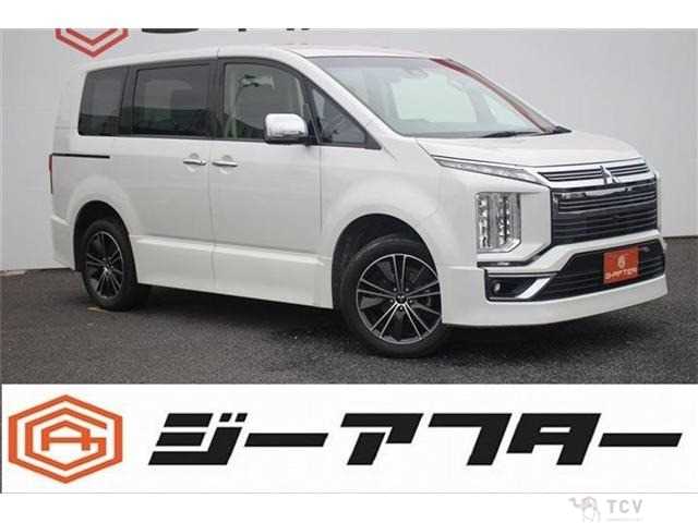 2019 Mitsubishi Delica D5