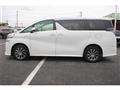 2015 Toyota Vellfire