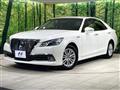 2013 Toyota Crown Hybrid