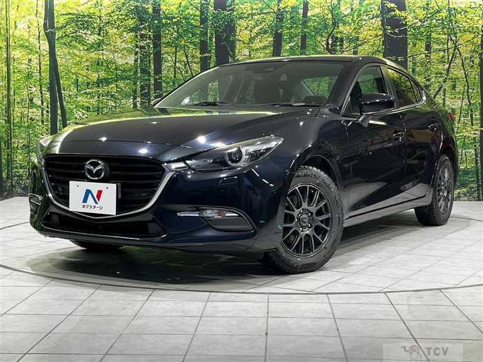 2016 Mazda Axela