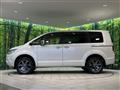 2017 Mitsubishi Delica D5