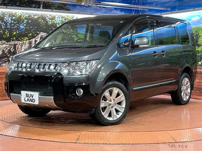 2019 Mitsubishi Delica D5