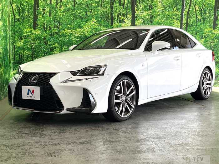 2017 Lexus IS