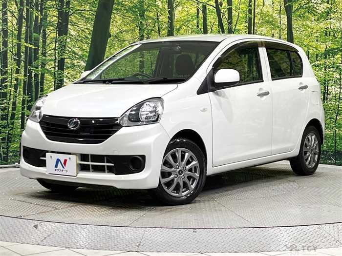 2016 Daihatsu Mira Es