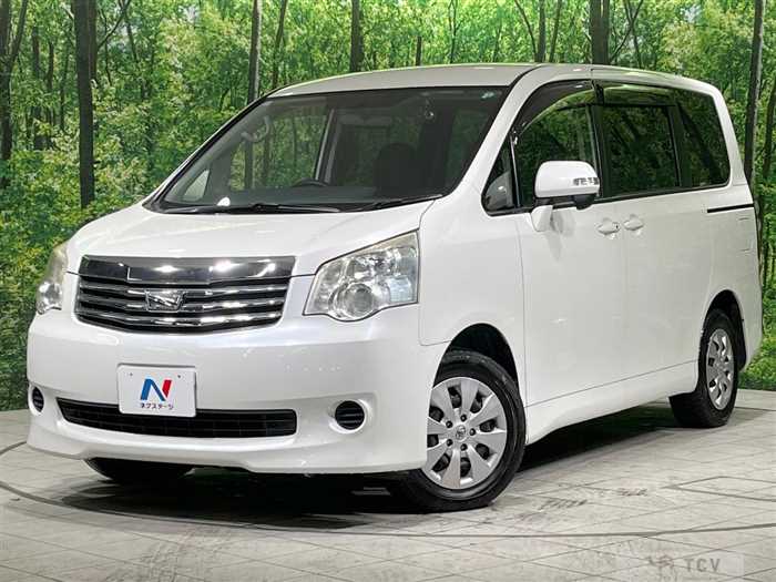 2013 Toyota Noah