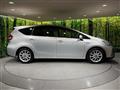 2016 Toyota PRIUS α
