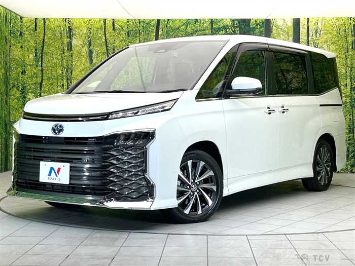 2025 Toyota Voxy