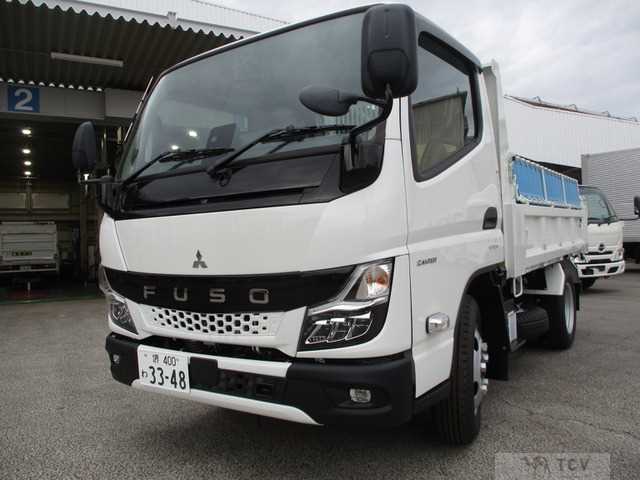 2025 Mitsubishi Canter