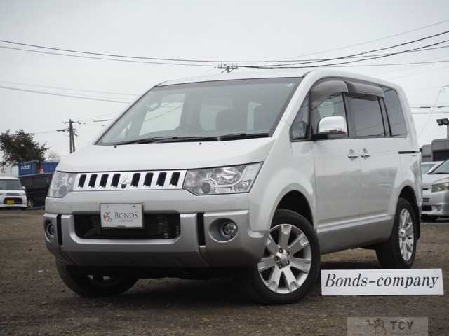 2017 Mitsubishi Delica D5
