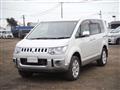 2017 Mitsubishi Delica D5