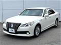 2013 Toyota Crown Hybrid