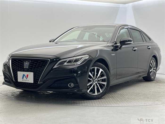 2020 Toyota Crown Hybrid