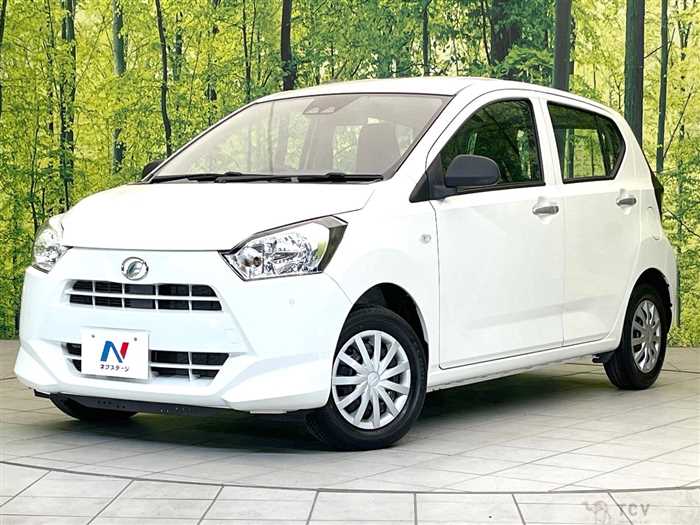 2020 Daihatsu Mira Es