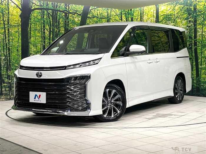 2025 Toyota Voxy