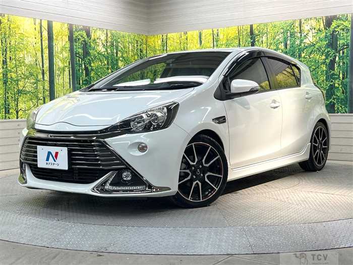 2017 Toyota AQUA