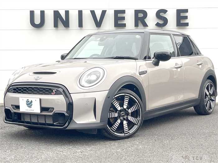 2022 U.K. Others U.K. Others